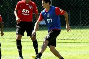 Ganso liberado para atuar mais perto de Luis Fabiano