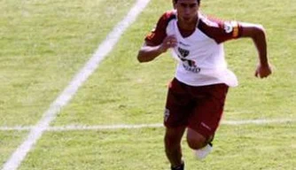 Ganso tenta entrar em forma e ganhar confiança do técnico