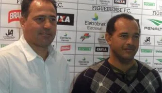 Goiano e auxiliar Benevan dos Santos, já no Figueira