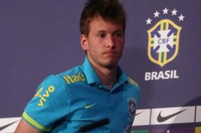 Goleiro Neto
