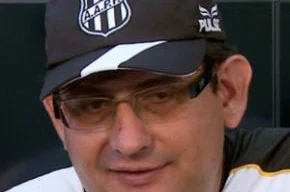 Guto remonta a equipe, já que tem 4 desfalques para enfrentar o Sport
