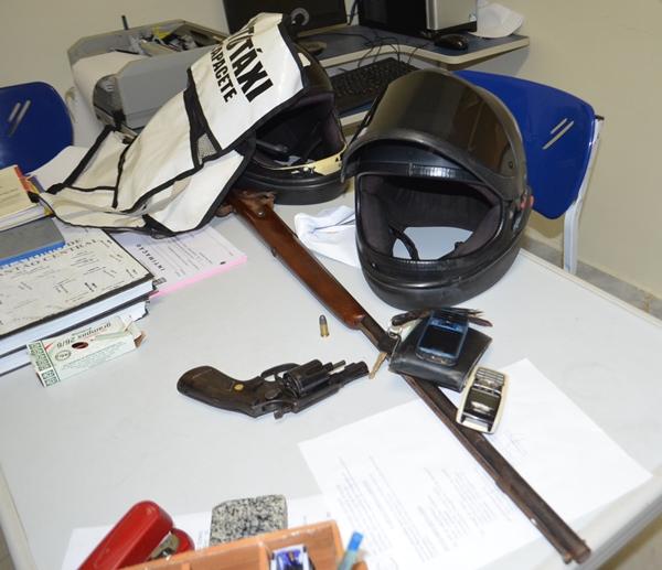 Homens assaltam bar, agridem senhora e s&atilde;o capturados pela pol&iacute;cia(Imagem:Proparnaiba)