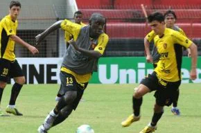 Hugo e Rithely estão confirmados contra o Inter