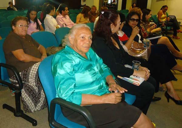 Idosos presentes no lan&ccedil;amento(Imagem:Divulga&ccedil;&atilde;o)