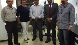 Joel Rodrigues se reúne com secretário Fábio Abreu sobre segurança em Floriano