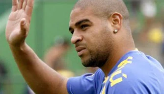 Jogador Adriano