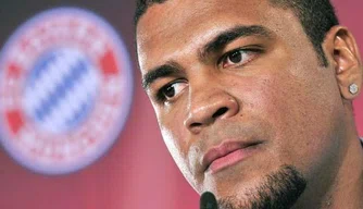 Jogador Breno
