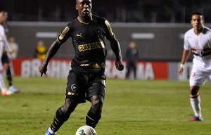 Jogaodres do Náutico ansiosos para enfrentar Seedorf