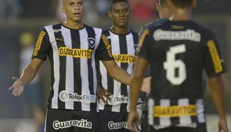 Jogo contra o Madureira foi antecipada por conta de duelo com Deportivo Quito