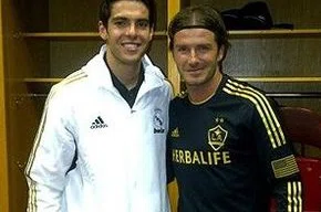 Kaká com Beckham em 2011