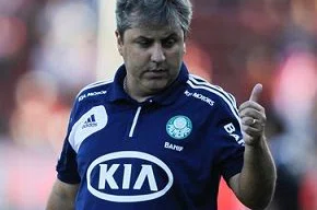 Kleina cobra reforços da diretoria