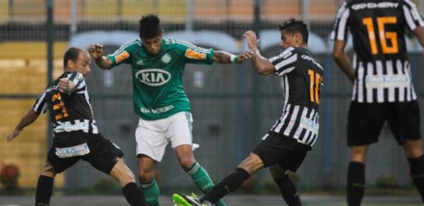 Leandro virou titular do Palmeiras ap&oacute;s realizar boas exibi&ccedil;&otilde;es vindo do banco(Imagem:Reprodu&ccedil;&atilde;o)