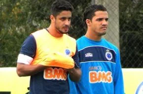 Léo ganha nova chance no time titular