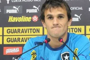 Lucas deve desfalcar Botafogo nos próximos jogos
