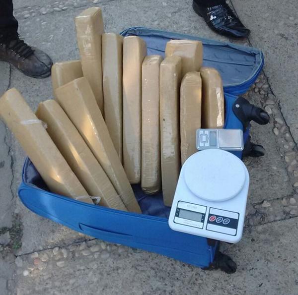 Maconha e balan&ccedil;as de precis&atilde;o(Imagem:Reprodu&ccedil;&atilde;o)