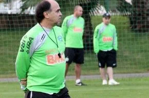 Marcelo Oliveira diz que vai com força total