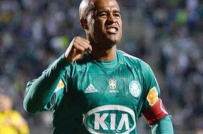 Marcos Assunção não entrou em acordo com o Palmeiras