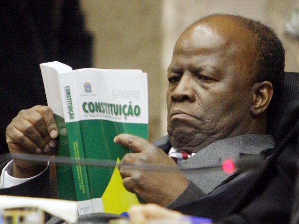 Ministro Joaquim Barbosa assume a presidencia do STJ no próximo dia 22 de novembro(Imagem:Reprodução)