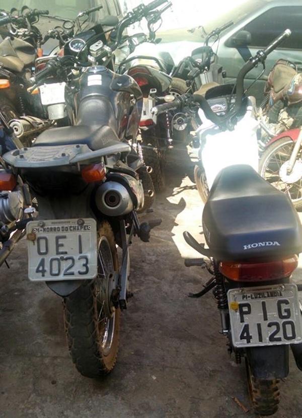 Motocicletas apreendidas em Luzilândia(Imagem:Reprodução)