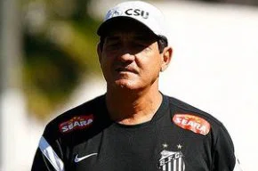 Muricy Ramalho, em treino do Santos, no CT