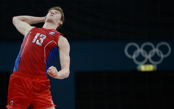 Muserskiy prepara o braço para outra pancada: o jogador russo destruiu o Brasil no domingo(Imagem:AFP)