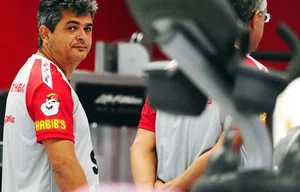 Ney Franco, técnico do São Paulo, no CT de Cotia