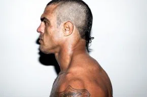 Novo moicano de Vitor Belfort é só na parte de trás da cabeça