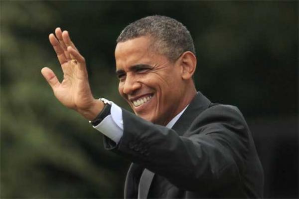 O presidente dos Eua, Barack Obama, acena da Casa Branca nesta ter&ccedil;a-feira (4) antes de viajar para a Virg&iacute;nia(Imagem:Reprodu&ccedil;&atilde;o)