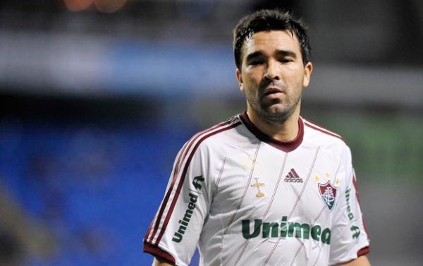 O t&eacute;cnico Abel Braga ganhou dois problemas para a partida contra o S&atilde;o Paulo, no dia 4 de novembro, no Morumbi, pela 34&ordf; rodada do Campeonato Brasileiro. E logo na mesma posi&ccedil;&atilde;o do(Imagem:Reprodu&ccedil;&atilde;o)