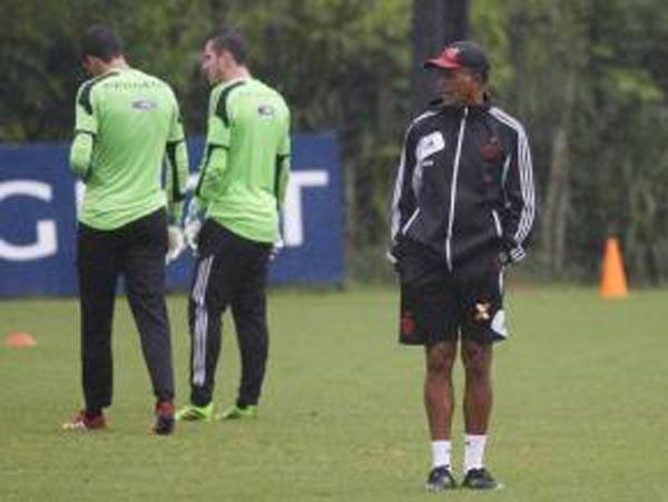O técnico Jayme de Almeida, de interino a finalista da Copa do Brasil Gustavo Miranda(Imagem:Reprodução)