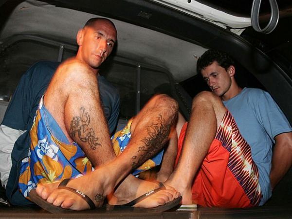 Os irmãos Cristian (esq.) e Daniel Cravinhos, em foto de 23 de janeiro de 2006(Imagem:Reprodução)