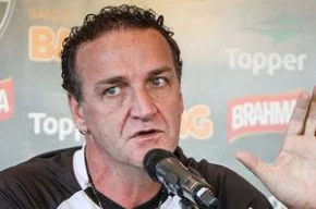 Para Cuca, desempenho piorou em toda a equipe