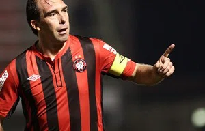 Paulo Baier: titular de segundo tempo no Furacão