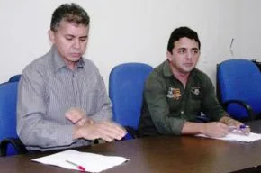 Paulo Martins e o secretário Ribinha.