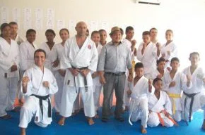 Pentacampeão Mundial de Karatê ministrou seminário para karatecas de Oeiras