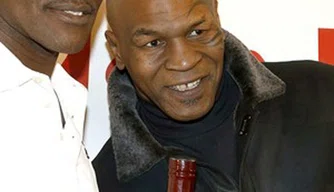 Polêmico episódio da orelha é assunto superado entre Mike Tyson e Holyfield