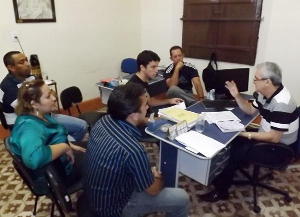 Prefeito de Piripiri, Odival Andrade na sede da Secretaria da Juventude.(Imagem:Divulga&ccedil;&atilde;o)