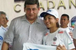 Presidente da FIEPI, Zé Filho com a judoca campeã olímpica, Sarah Menezes