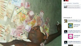 Preso postou fotos em rede social com notas de dinheiro