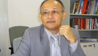Promotor Fernando Santos.