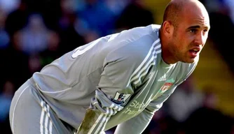 Reina chega por empréstimo ao Napoli