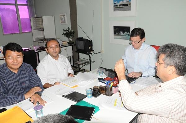 Reunião com técnicos da prefeitura(Imagem:Divulgação)