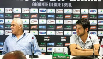 Roberto Dinamite convenceu Juninho a continuar jogando