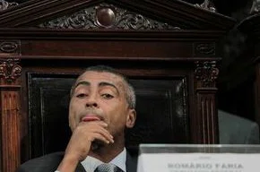 Romário diz que seu papel como deputado é fiscalizar