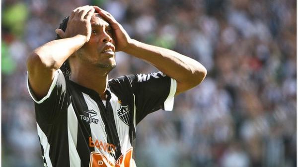 Ronaldinho Ga&uacute;cho agradece apoio do torcedor(Imagem:Reprodu&ccedil;&atilde;o)