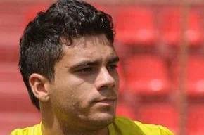 Sandrinho pode fazer a estreia pelo Sport