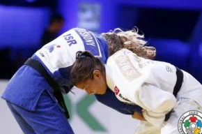 Sarah Menezes