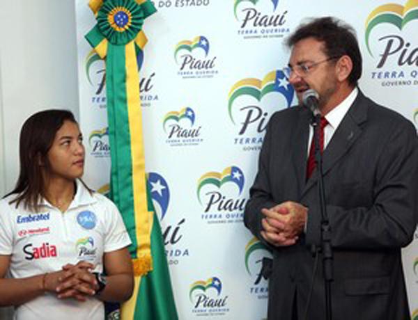 Sarah Menezes recebe apoio para constru&ccedil;&atilde;o de Centro de Lutas(Imagem:Reprodu&ccedil;&atilde;o)