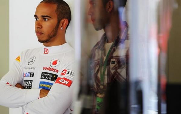 Sem se acertar com McLaren, Hamilton faz mistério sobre seu futuro na Fórmula 1(Imagem:Reprodução)