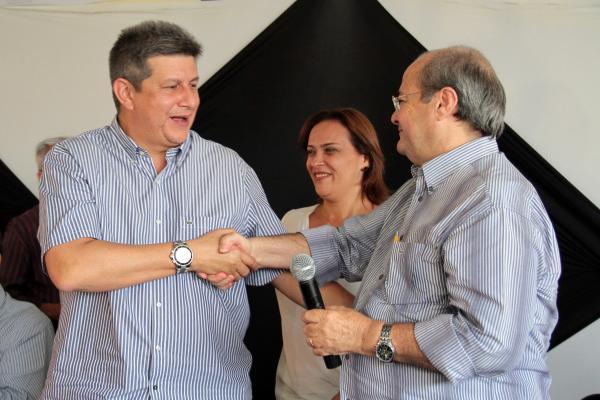 S&iacute;lvio Mendes e Z&eacute; Filho(Imagem:Reprodu&ccedil;&atilde;o)